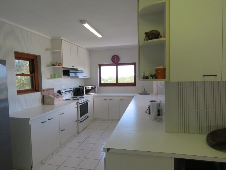 5 Bedroom Property for Sale in Robberg Ridge Western Cape